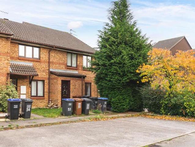 Maisonette for sale in Hatfield, Fretherne