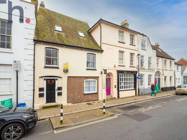 Maisonette for sale in Shide, Isle Of Wight