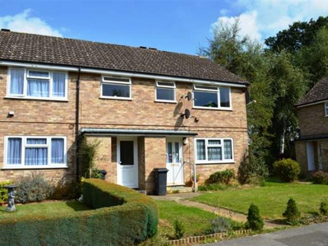 Maisonette for sale in Milford, Fole