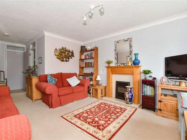 Maisonette for sale in Wickhurst Green, Horsham