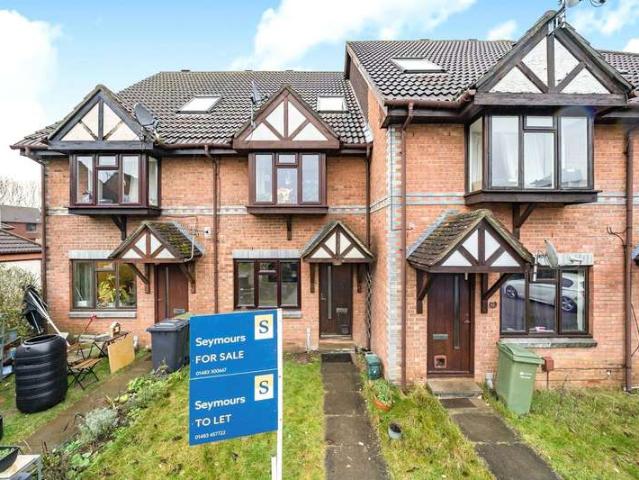 Maisonette for sale in Westborough, Surrey