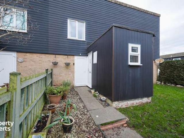 Maisonette for sale in Birch Hill, Bracknell