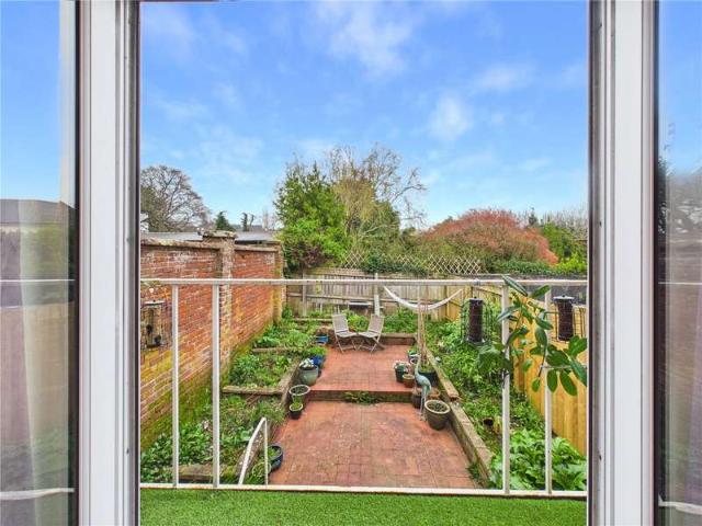 Maisonette for sale in St Leonards, Watergate