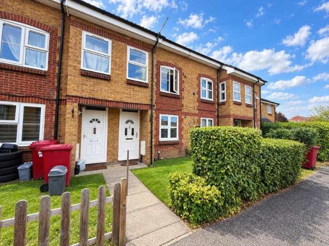Maisonette for sale in Slough