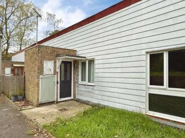 Maisonette for sale in Birch Hill, Bracknell