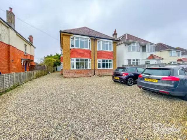 House for rent in Littlecote, West Sussex