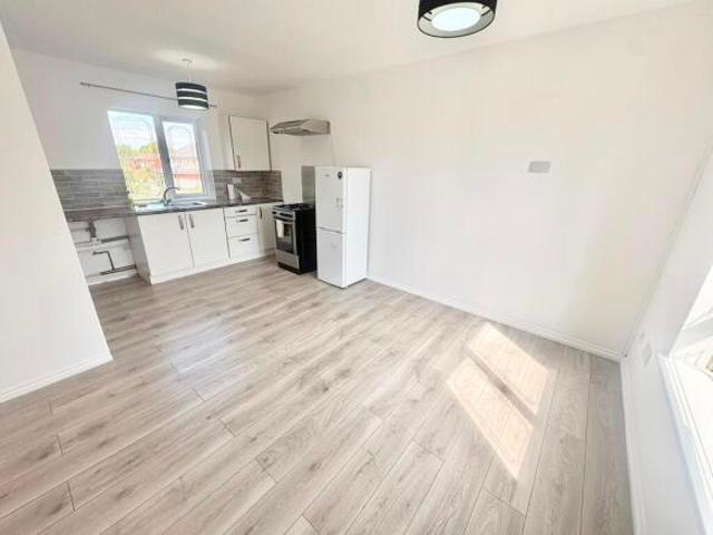 Maisonette for rent