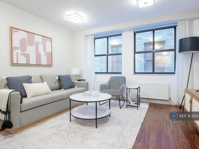 Maisonette for rent in Cat Hill