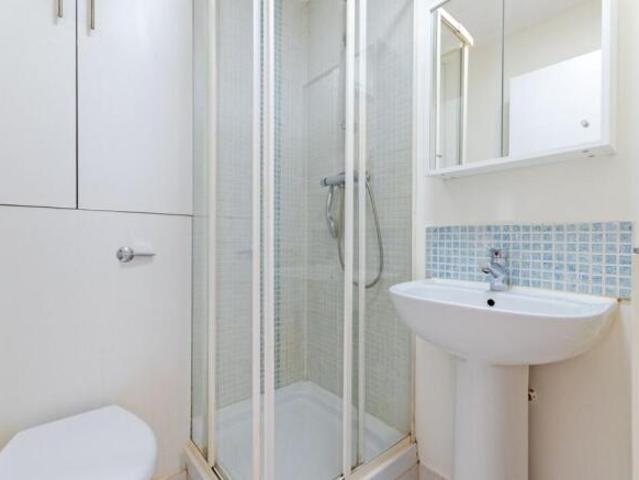 Maisonette for rent in Greater London