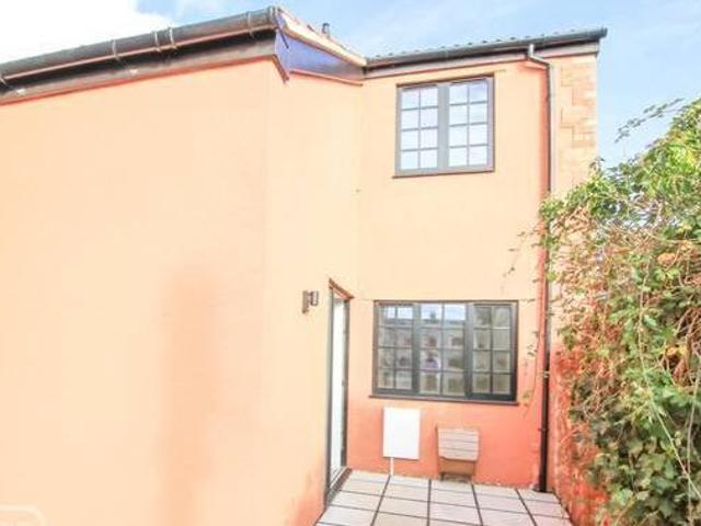 House for rent in Lyons, Greater London