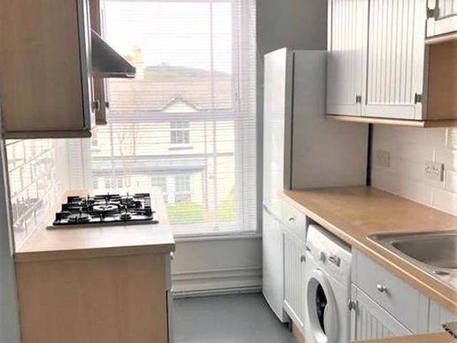 House for rent in Surrey