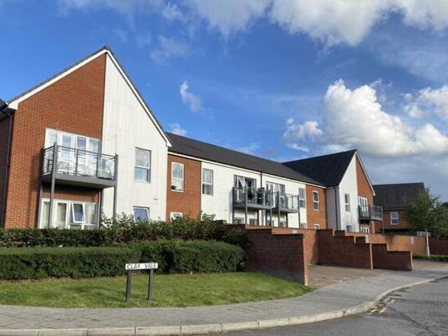 House for rent in Surrey