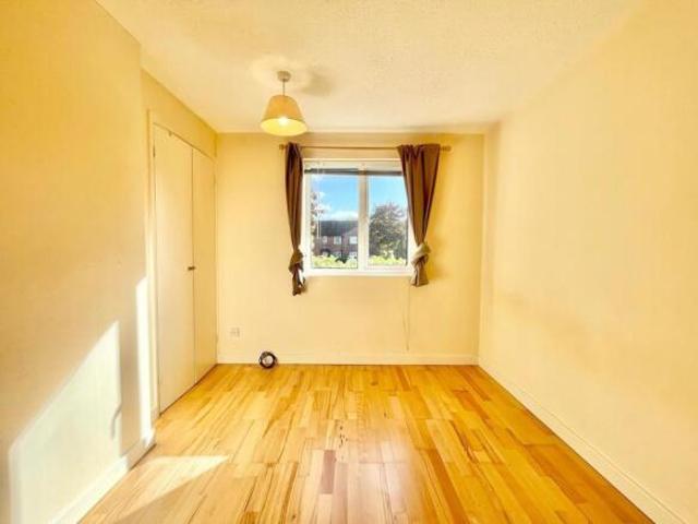 Maisonette for rent in Great Linford, Milton Keynes
