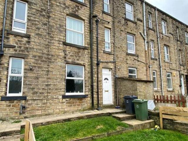 House for rent in Huddersfield, West Yorkshire