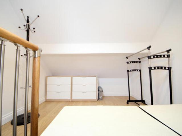 Maisonette for rent in Southgate, Greater London