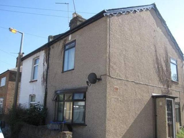 House for rent in Surrey