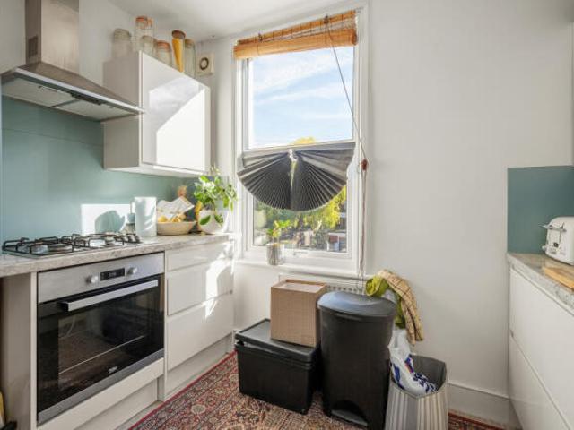 Maisonette for rent in Enfield, Greater London