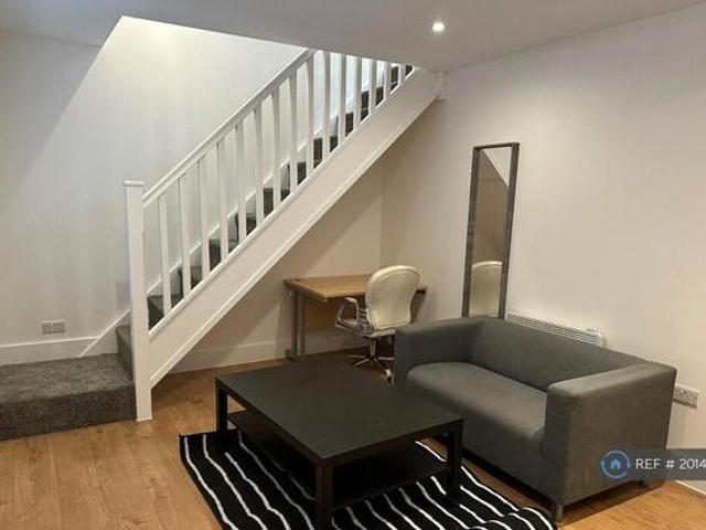 House for rent in Lyons, Greater London
