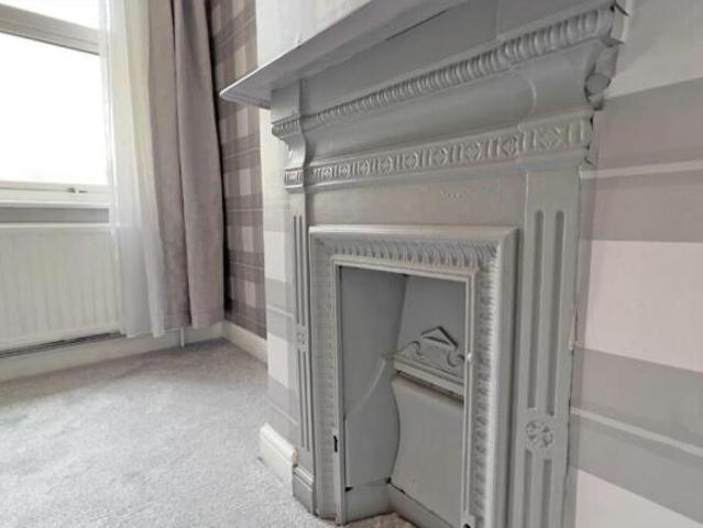 Maisonette for rent in Reading