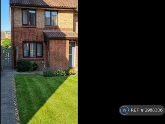 Maisonette for rent in Cat Hill, England