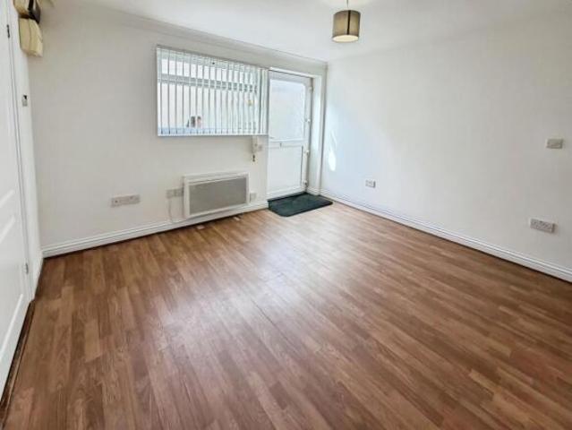 Maisonette for rent in Portsmouth Water, Havant
