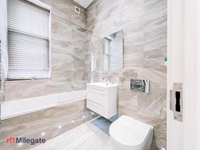 Maisonette for rent in Monks Orchard, Kent