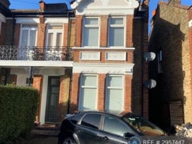 Maisonette for rent in Beckenham, Greater London