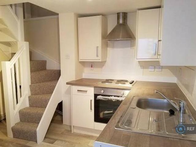 House for rent in Lyons, Greater London