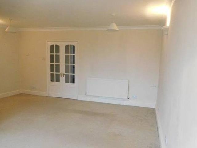 House for rent in West Sussex