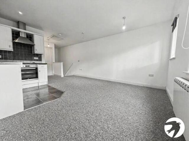 Maisonette for rent in Brompton, Gillingham