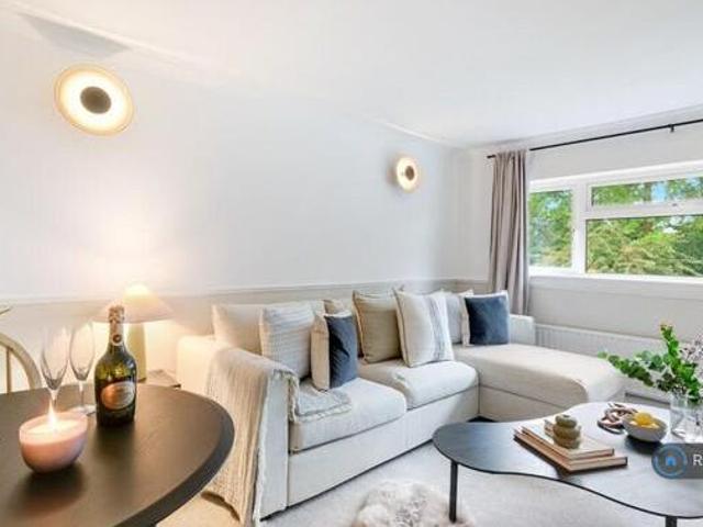 House for rent in Woodside, North Watford