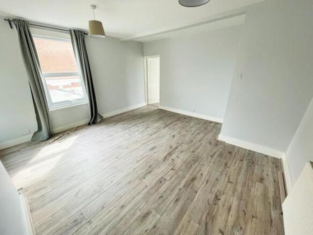 Maisonette for rent in Whitley Wood, Reading