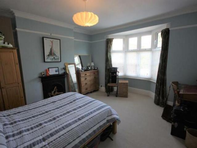 Maisonette for rent in Guildford Park, Guildford