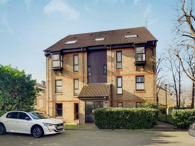 House for rent in Lyons, Greater London