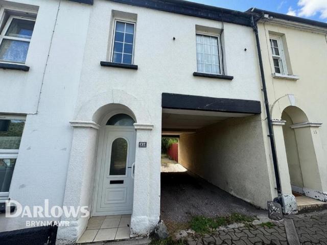 Flat for sale in Abergavenny