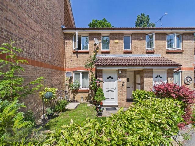 Flat for sale in Northgate, Glynde