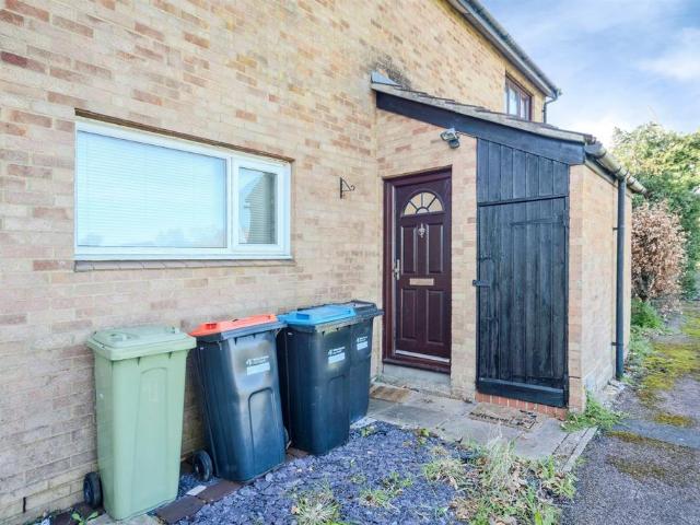 Flat for sale in Old Wolverton, Milton Keynes