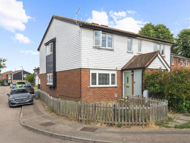 Flat for sale in Epping, Essex