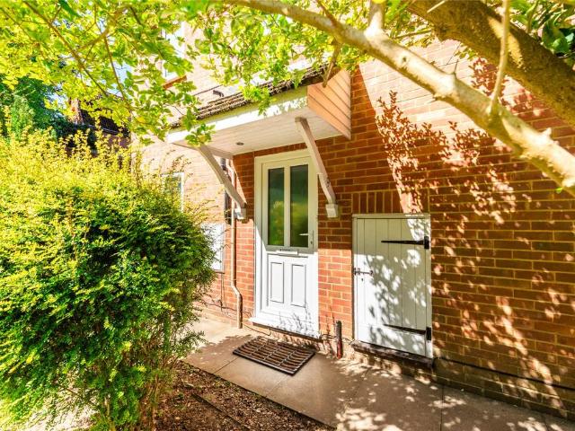 Flat for sale in King's Walden, Hertfordshire