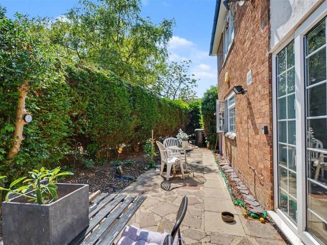 Flat for sale in Stapleford, Attenborough