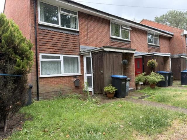 Flat for sale in Row Town, Surrey
