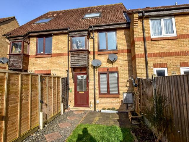 Flat for sale in Batchworth, Hertfordshire