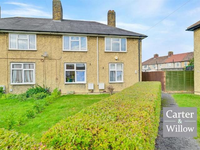 Flat for sale in Becontree, Greater London