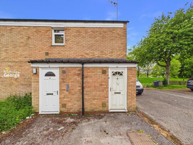 Flat for sale in Druids Heath, West Midlands