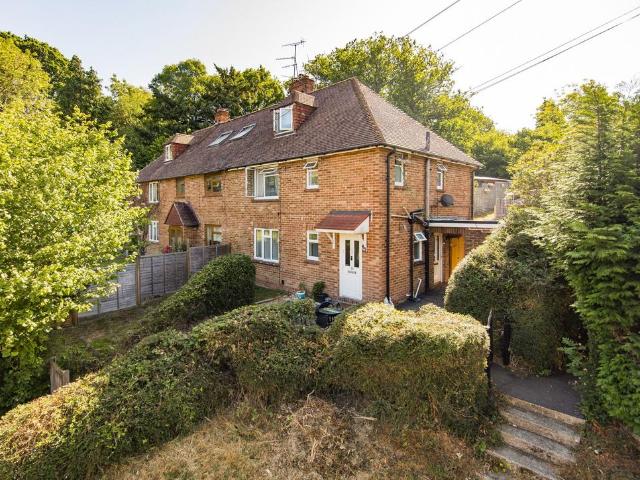 Flat for sale in Cross In Hand, East Sussex