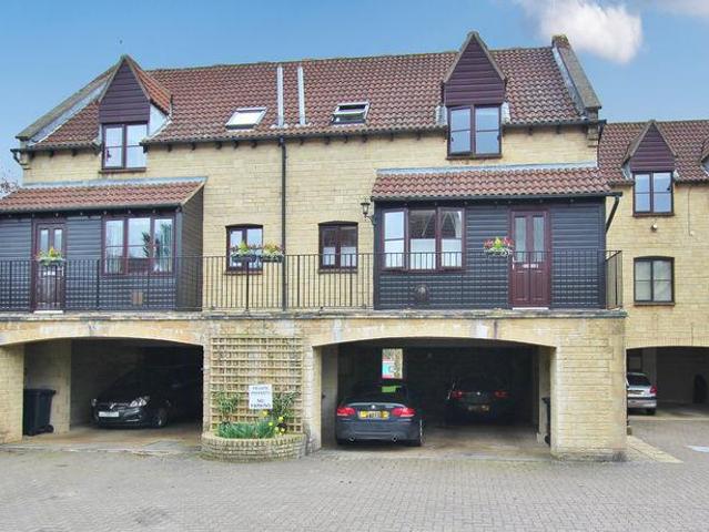 Flat for sale in Avoncliff, Wiltshire
