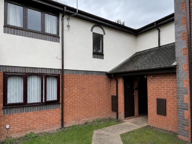Flat for sale in Stratford-upon-Avon, Alderminster