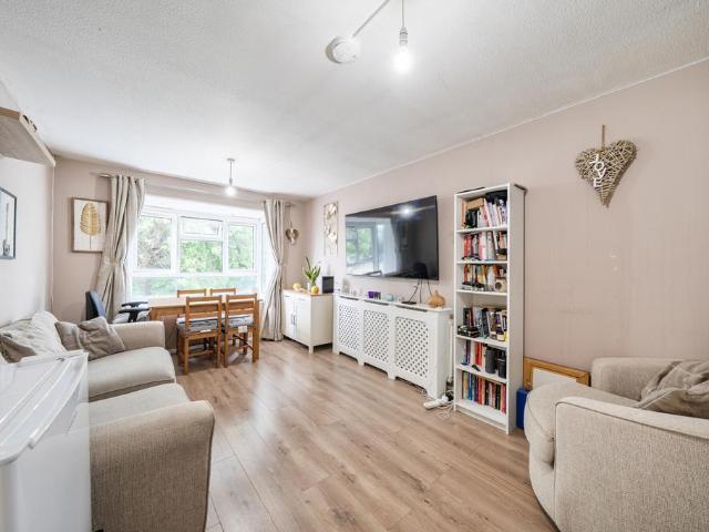 Flat for sale in Gould's Green, Greater London
