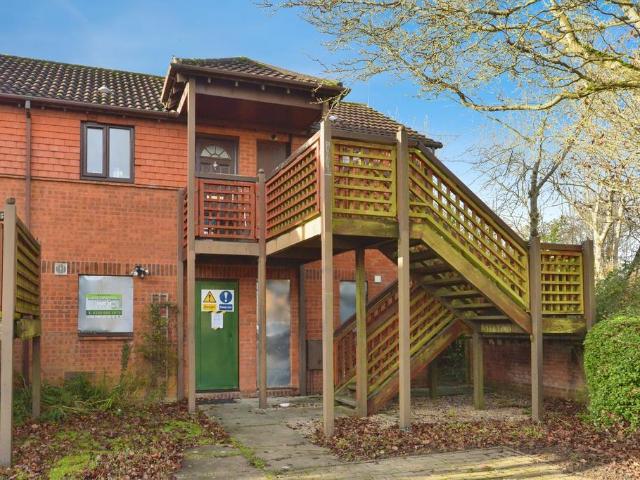 Flat for sale in Bletchley, Milton Keynes