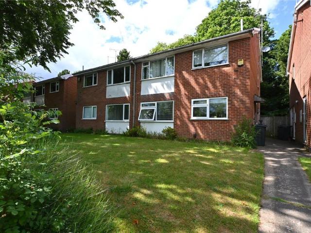 Flat for sale in Wake Green, West Midlands